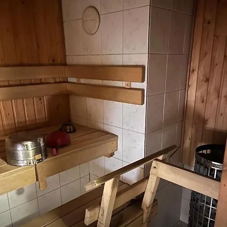 Omakotitalo Harjun Vieressae Aivan Keskustassa *